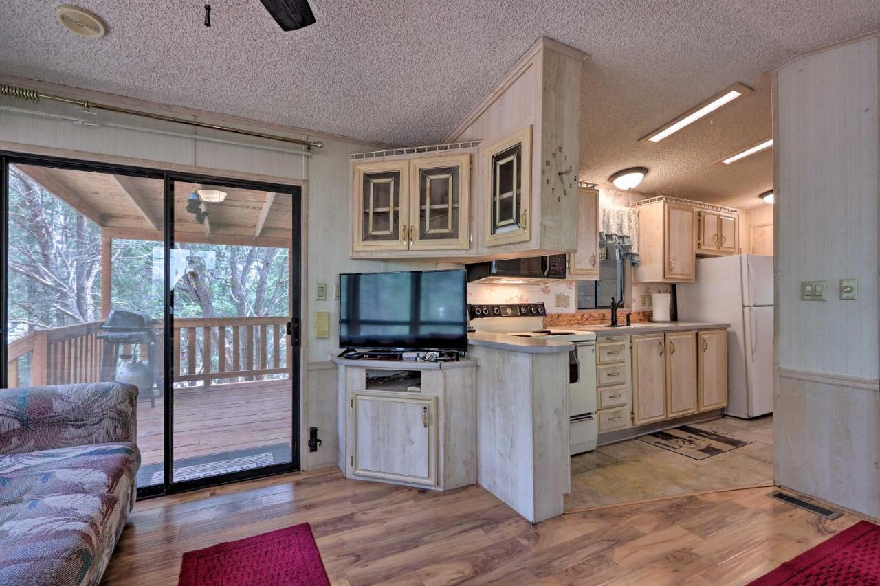Show Low Home With Deck And Grill - 13 Mi To Hon-Dah! エクステリア 写真